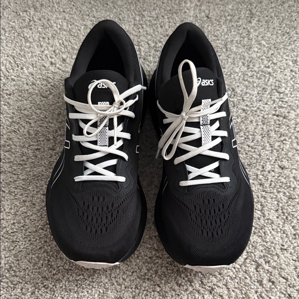 ASICS flytefoam Men's Black and White Athletic Shoes